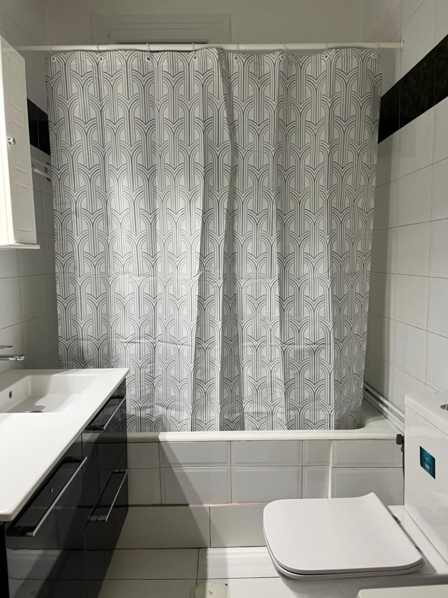 Quiet Apartment With Garden View In Kolonaki 아테네 외부 사진